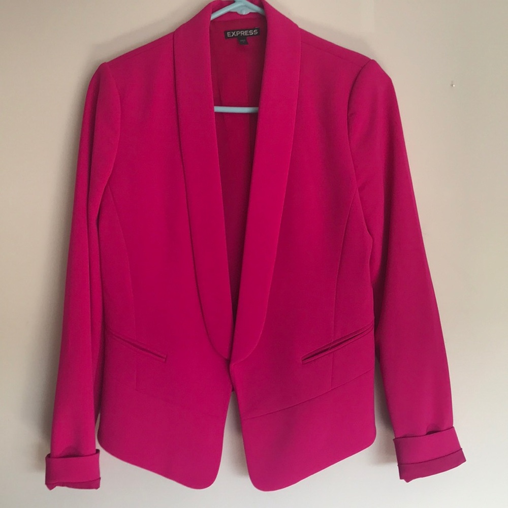 Fuchsia Blazer 😍